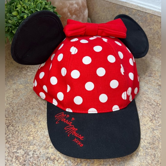 YOUTH Minnie Mouse adjustable baseball hat - Picture 1 of 6